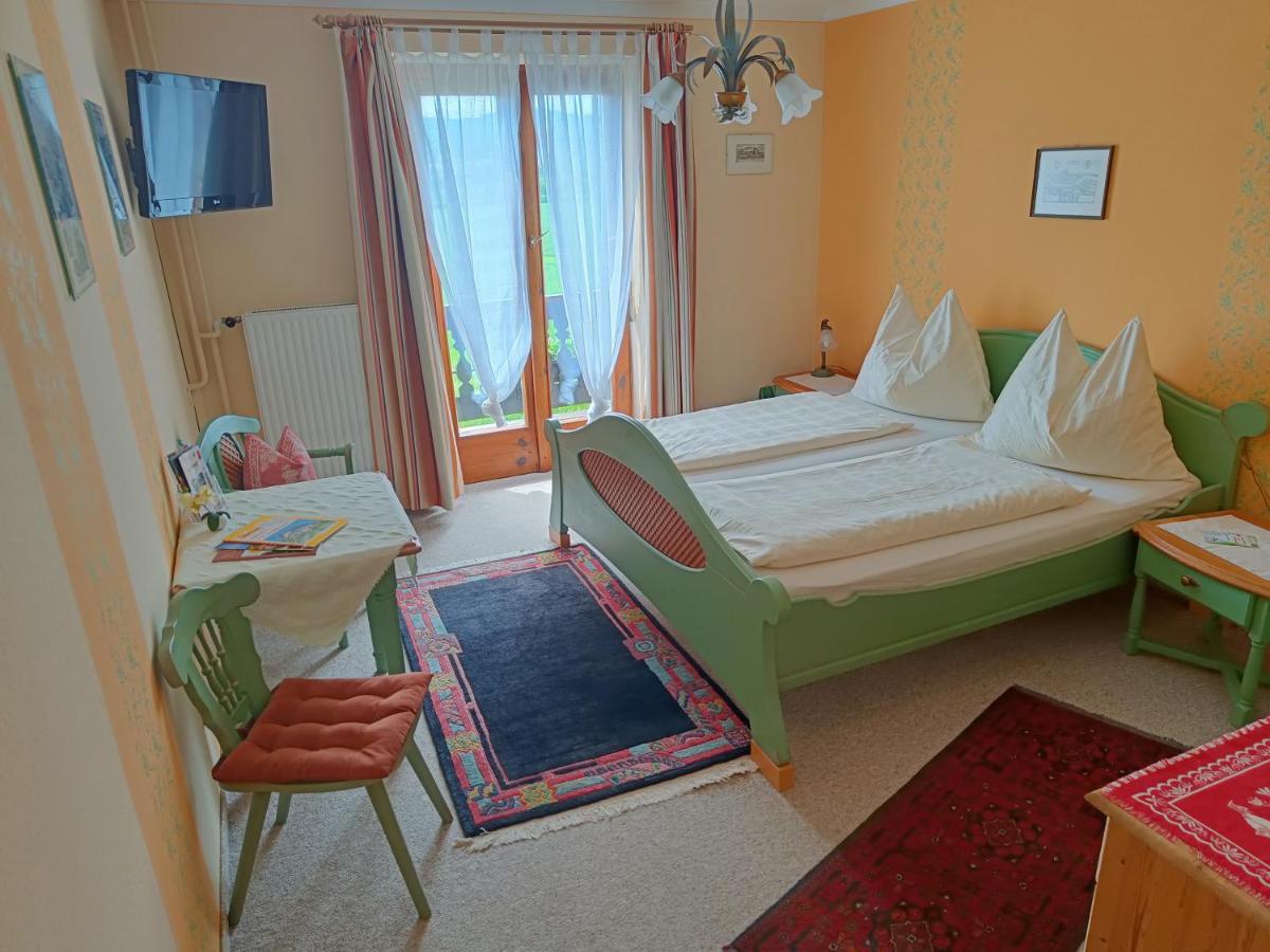 Haus Sundl - Privatzimmer Emmersdorf an der Donau Luaran gambar