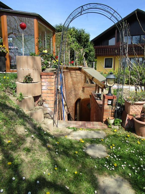 Haus Sundl - Privatzimmer Emmersdorf an der Donau Luaran gambar