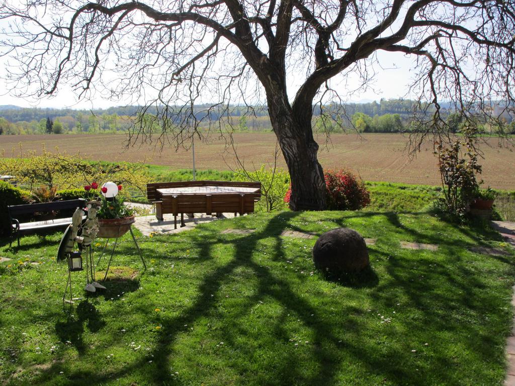 Haus Sundl - Privatzimmer Emmersdorf an der Donau Luaran gambar